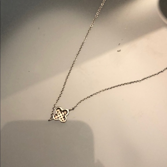 Diamond set bracelet flower/fleur-de-lis - Picture 7 of 8